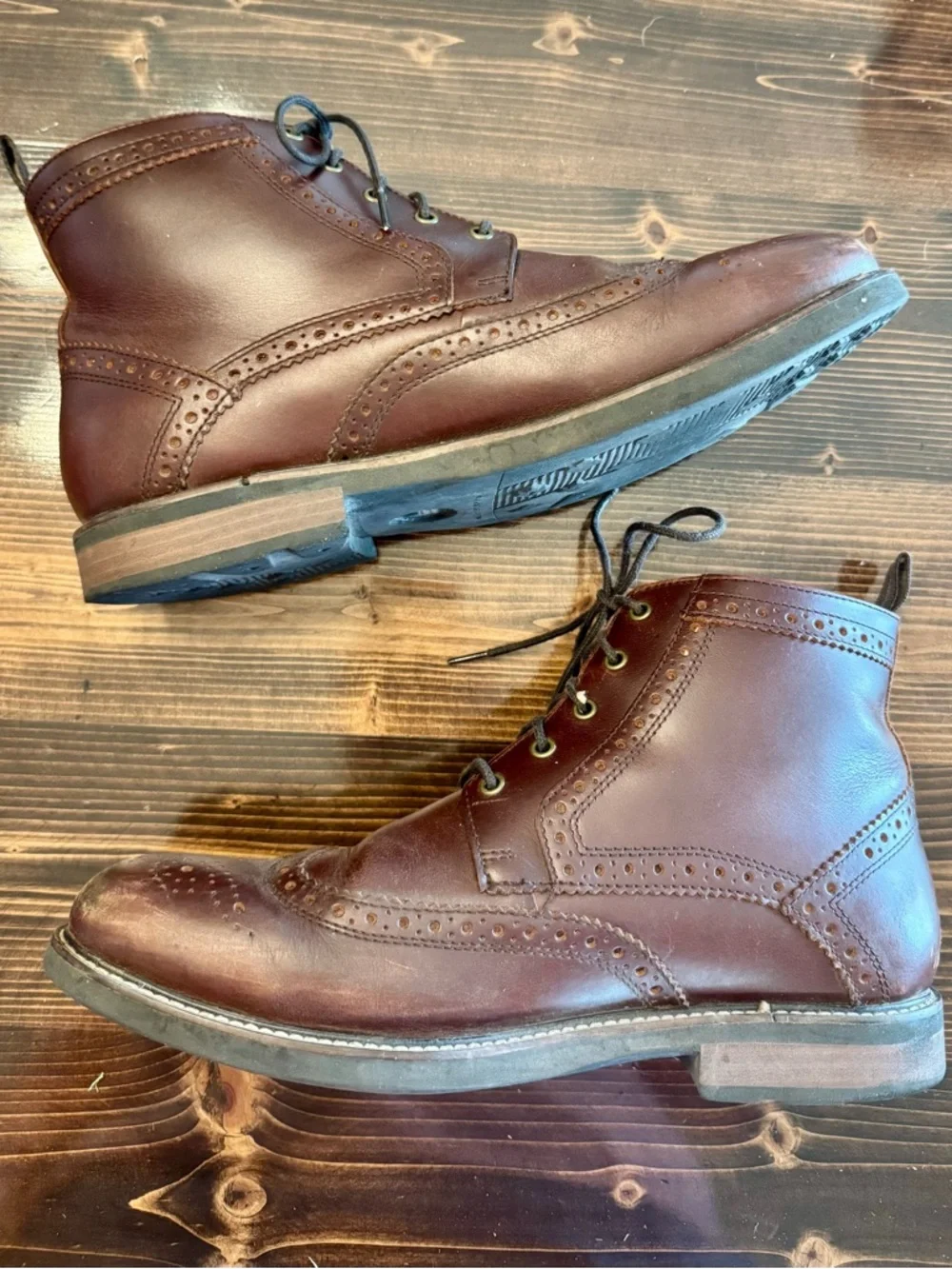 Nunn Bush refined leather